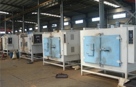 High temperature plastic melt process for lining centrifugal pump